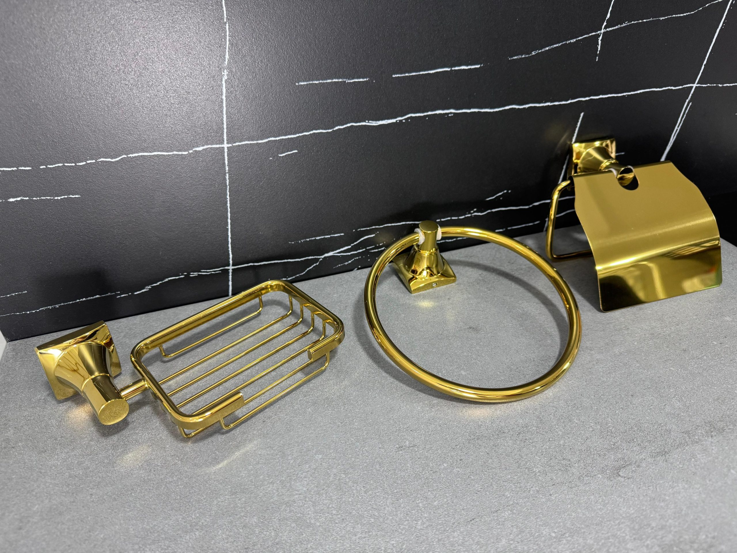 KIT ACC 1700G-3 XCARET KISS ORO GOLD 3 PZS DORADO 2040383