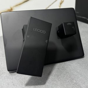 GRIFERIA DUCHA KUADRAT NEGRA C/SALIDA A TELEDUCHA LECCOG249