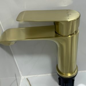 GRIFERIA LVM MONOC BAJA URBAN DORADO KG25DO200